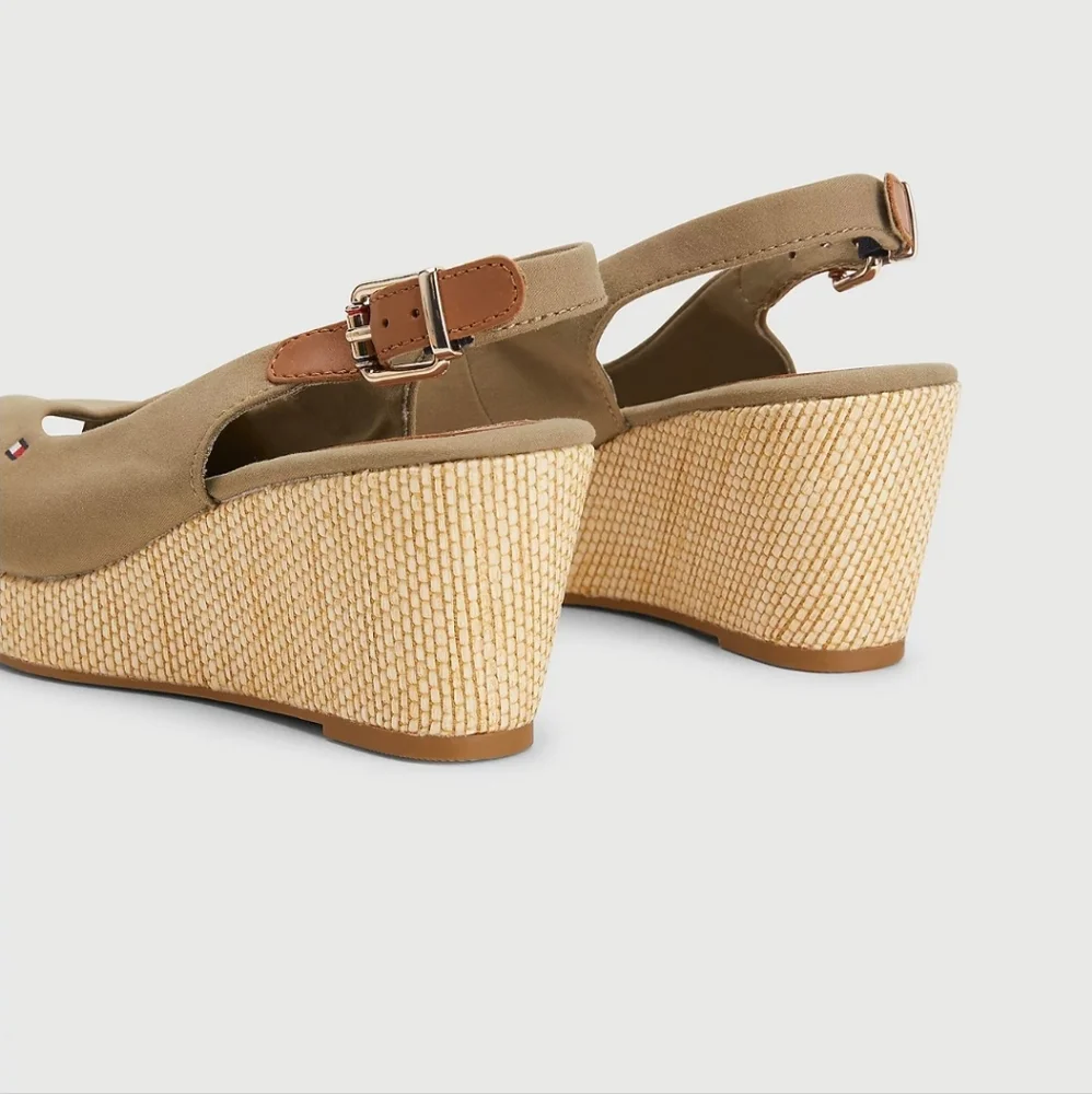 NWT Tommy Hilfiger Iconic Elba Organic Cotton Wedges Espadrille Sandals Shoes 6